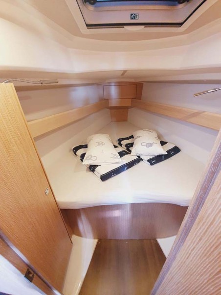 Bavaria Cruiser 34 | Yacht Charter Croatia | Travelboat