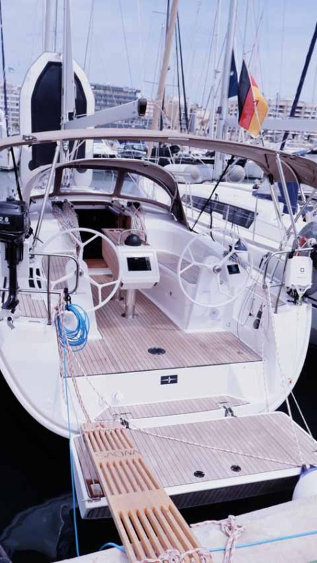 Bavaria Cruiser 34 | Czarter jachtu Hiszpania | Travelboat