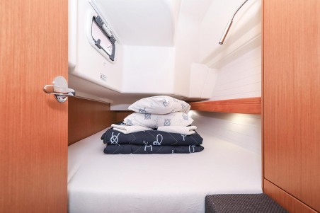 Bavaria Yachtbau Bavaria Cruiser 34 Deneb