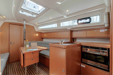 Bavaria Yachtbau Bavaria Cruiser 34 Galway Girl