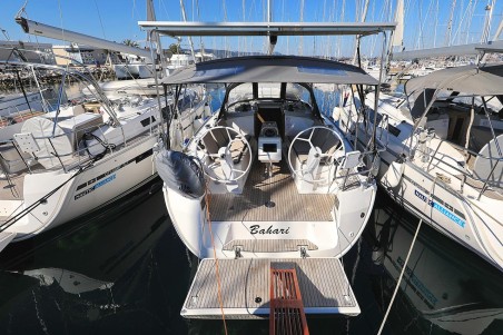 Bavaria Cruiser 37 | Yacht Charter Croatia | Travelboat