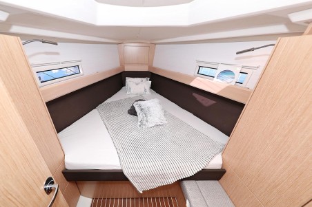 Bavaria Cruiser 37 | Yacht Charter Croatia | Travelboat