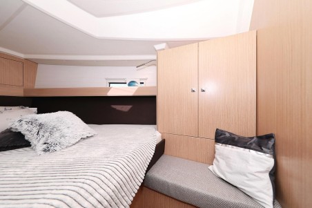 Bavaria Cruiser 37 | Yacht Charter Croatia | Travelboat