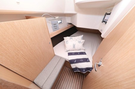 Bavaria Cruiser 37 | Yacht Charter Croatia | Travelboat