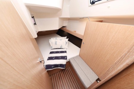 Bavaria Cruiser 37 | Yacht Charter Croatia | Travelboat