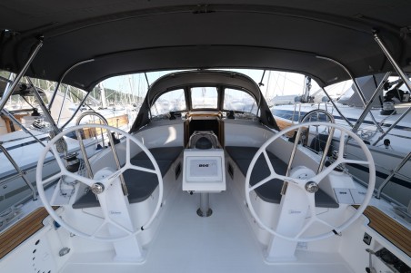 Bavaria Yachtbau Bavaria Cruiser 37 - 3 cab. Crush