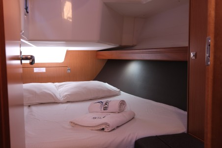 Bavaria Yachtbau Bavaria Cruiser 37 - 3 cab. Crush