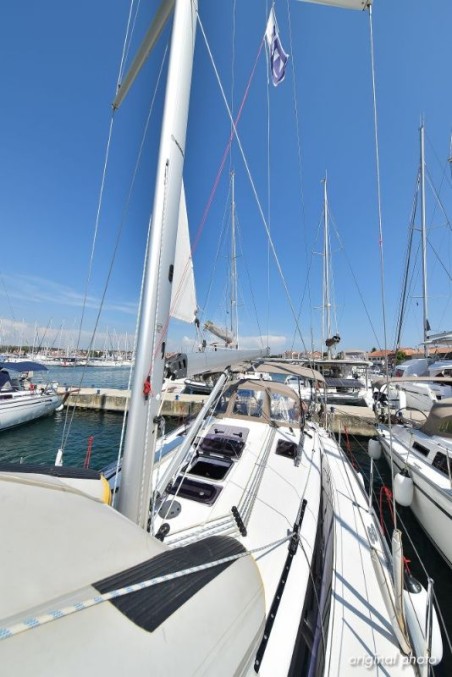 Bavaria Cruiser 37 | Yacht Charter Croatia | Travelboat