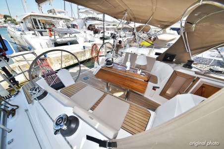 Bavaria Cruiser 37 | Yacht Charter Croatia | Travelboat