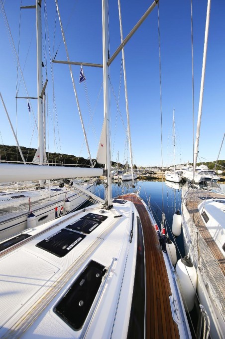 Bavaria Cruiser 37 | Yacht Charter Croatia | Travelboat