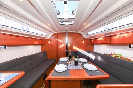 Bavaria Cruiser 37 | Yacht Charter Croatia | Travelboat