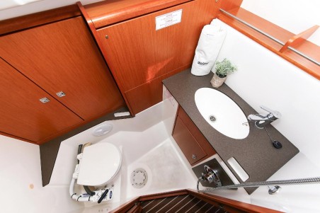Bavaria Cruiser 37 | Yacht Charter Croatia | Travelboat