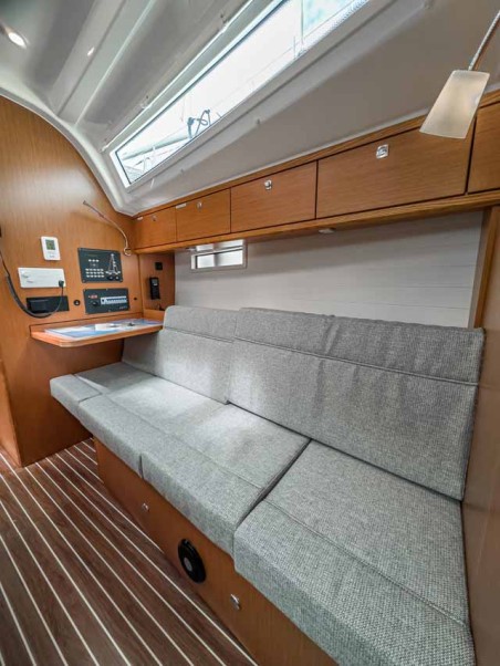 Bavaria Yachtbau Bavaria Cruiser 37 - 3 cab. Scala