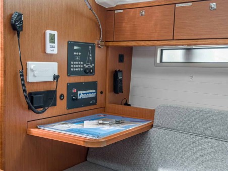 Bavaria Yachtbau Bavaria Cruiser 37 - 3 cab. Scala