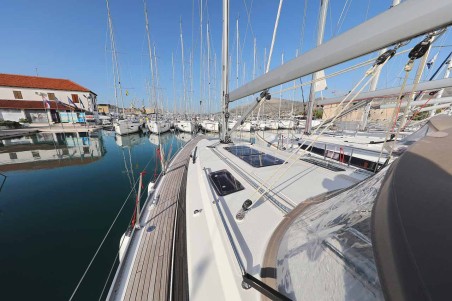 Bavaria Yachtbau Bavaria Cruiser 37 - 3 cab. Sursulapitschi