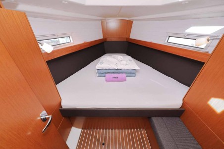 Bavaria Yachtbau Bavaria Cruiser 37 - 3 cab. Sursulapitschi