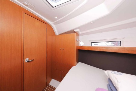 Bavaria Yachtbau Bavaria Cruiser 37 - 3 cab. Sursulapitschi