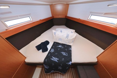 Bavaria Yachtbau Bavaria Cruiser 37 - 3 cab. Westa