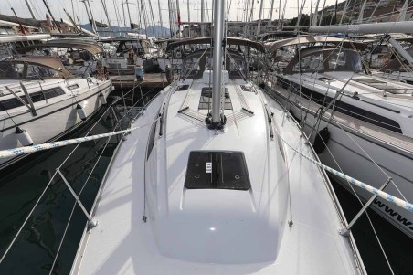 Bavaria Cruiser 37 Style | Yacht Charter Croatia | Travelboat