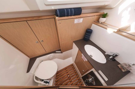 Bavaria Cruiser 37 Style | Yacht Charter Croatia | Travelboat