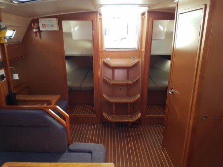 Bavaria Yachtbau Bavaria Cruiser 40 Lola
