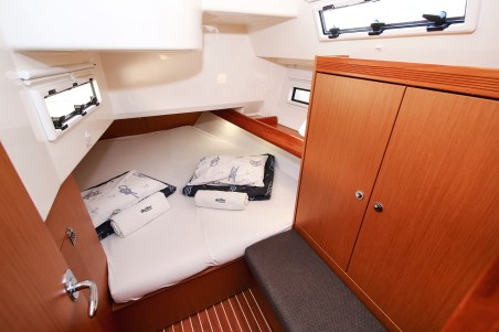 Bavaria Cruiser 40 Avantgarde | Yacht Charter Croatia | Travelboat