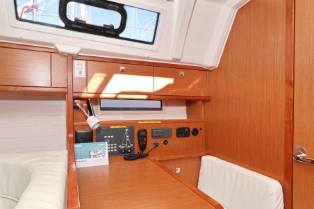 Bavaria Yachtbau Bavaria Cruiser 41 - 3 cab. Aquarius