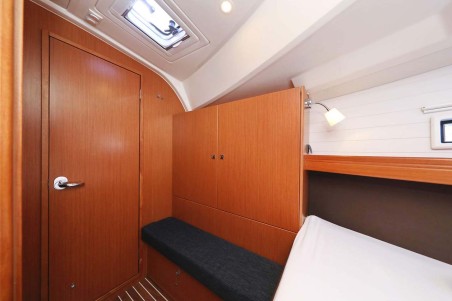 Bavaria Cruiser 41 | Yacht Charter Croatia | Travelboat