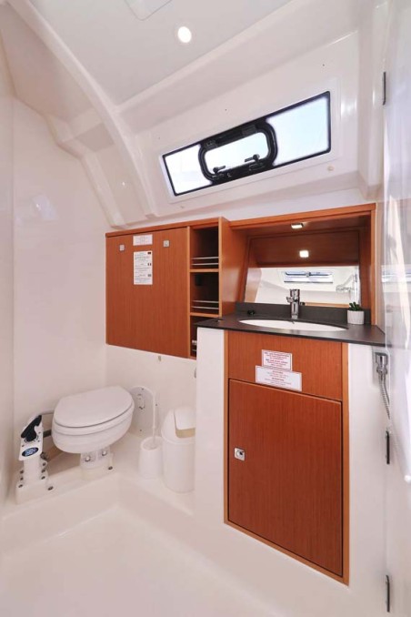 Bavaria Cruiser 41 | Yacht Charter Croatia | Travelboat