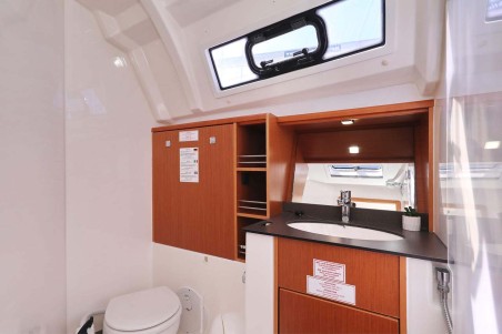 Bavaria Cruiser 41 | Yacht Charter Croatia | Travelboat