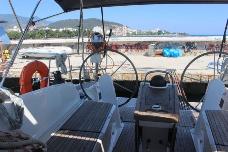 Bavaria Yachtbau Bavaria Cruiser 41 - 3 cab. MiraMare