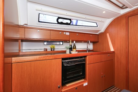Bavaria Yachtbau Bavaria Cruiser 41 - 3 cab. Morellina