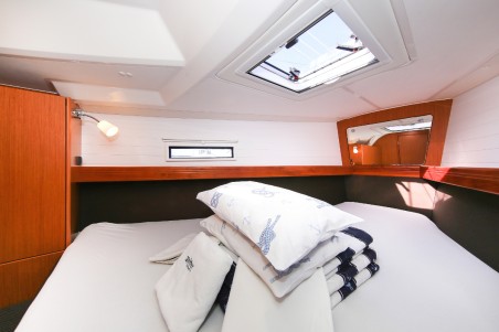 Bavaria Yachtbau Bavaria Cruiser 41 - 3 cab. Morellina