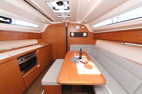 Bavaria Yachtbau Bavaria Cruiser 41 Style Madrugada