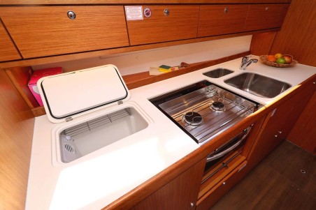 Bavaria Yachtbau Bavaria Cruiser 41 Style Madrugada