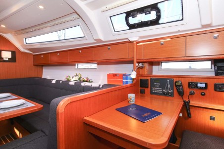 Bavaria Yachtbau Bavaria Cruiser 41S Ciao (17)