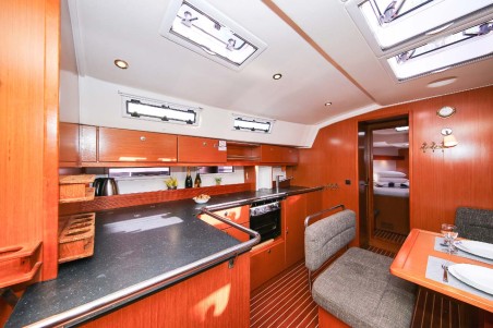 Bavaria Yachtbau Bavaria Cruiser 45 - 4 cab. Aries