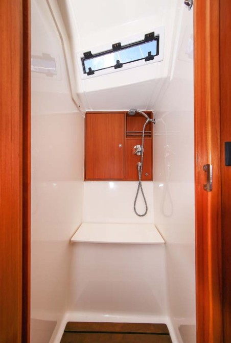 Bavaria Yachtbau Bavaria Cruiser 45 - 4 cab. Aries