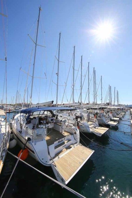 Bavaria Yachtbau Bavaria Cruiser 45 - 4 cab. Wolke 7