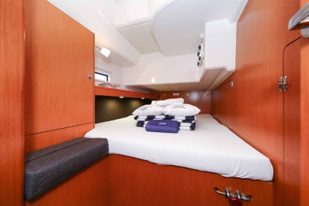 Bavaria Yachtbau Bavaria Cruiser 46 - 3 cab. Challi