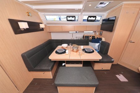 Bavaria Yachtbau Bavaria Cruiser 46 - 4 cab. Cara