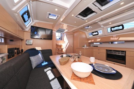 Bavaria Yachtbau Bavaria Cruiser 46 - 4 cab. Cara