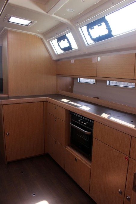 Bavaria Yachtbau Bavaria Cruiser 46 - 4 cab. Divine