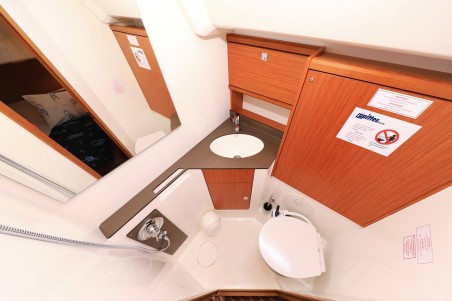 Bavaria Cruiser 46 | Yacht Charter Croatia | Travelboat