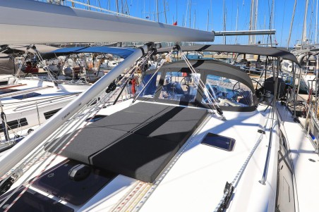Bavaria Cruiser 46 | Yacht Charter Croatia | Travelboat