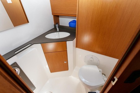 Bavaria Yachtbau Bavaria Cruiser 46 - 4 cab. Lučija