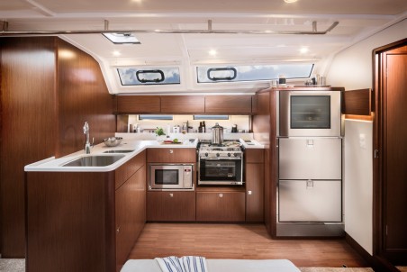 Bavaria Yachtbau Bavaria Cruiser 46 Style - 4 cab. Lyra