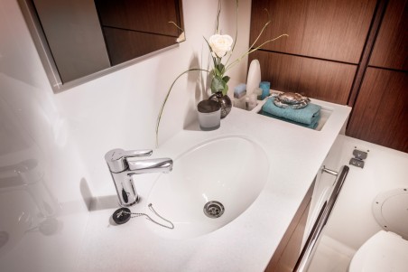 Bavaria Yachtbau Bavaria Cruiser 46 Style - 4 cab. Lyra