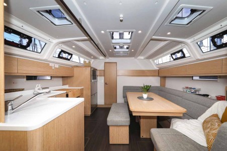 Bavaria Yachtbau Bavaria Cruiser 46 Style - 4 cab. Studio 963