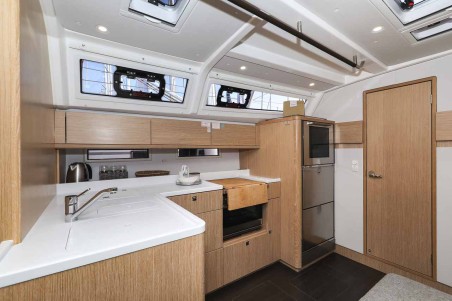 Bavaria Yachtbau Bavaria Cruiser 46 Style - 4 cab. Studio 963